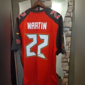 Buccaneers jersey L